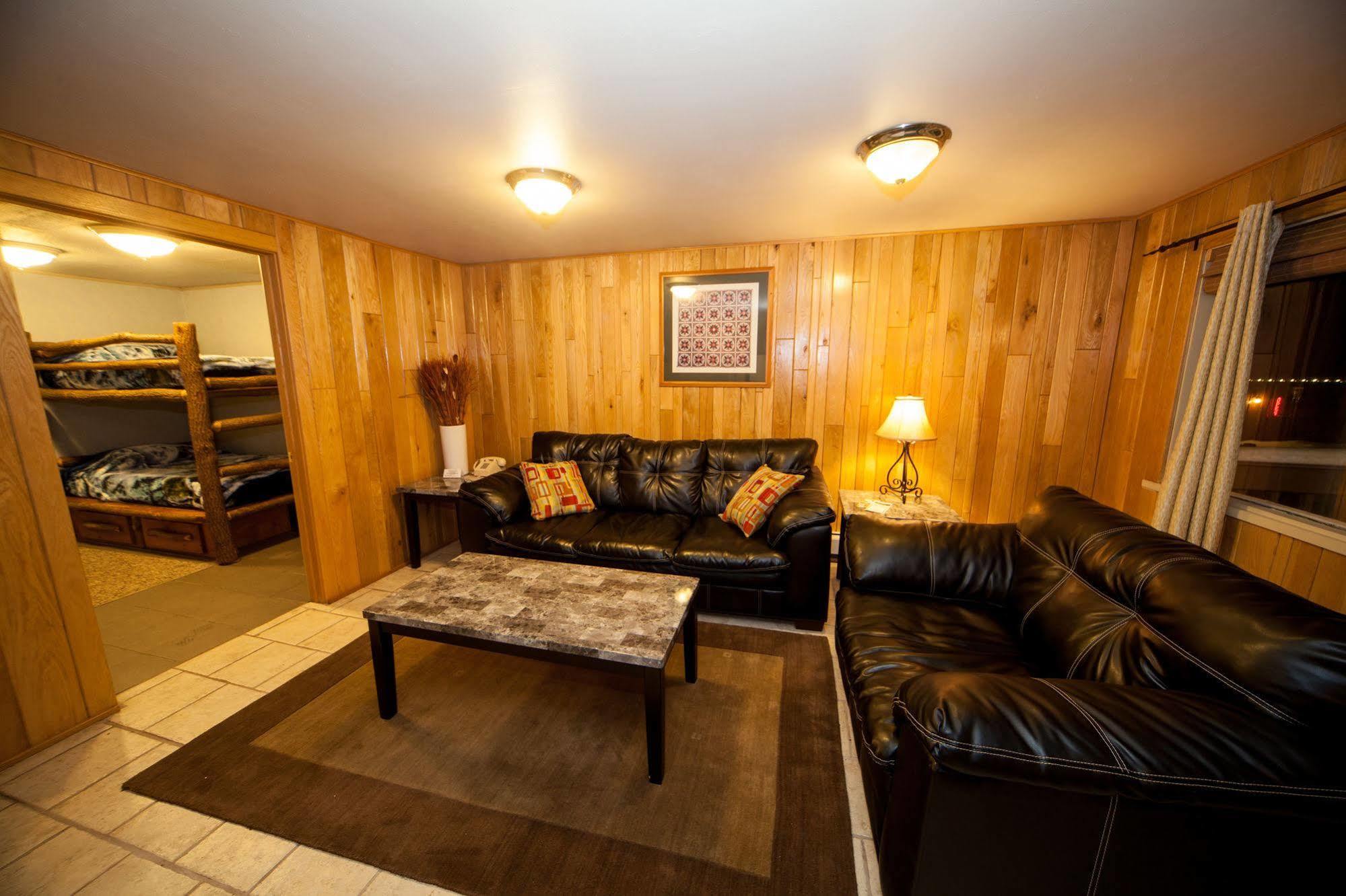 Log Cabin Lodge & Suites Jones Mills Exterior foto